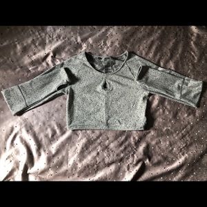 Fleur Texture Crop Top Grey